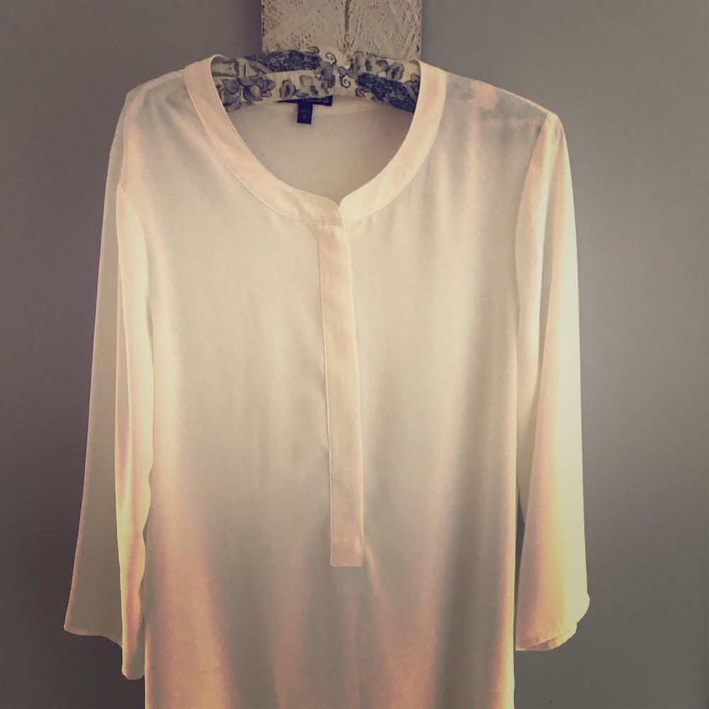 Express cream blouse with zipper